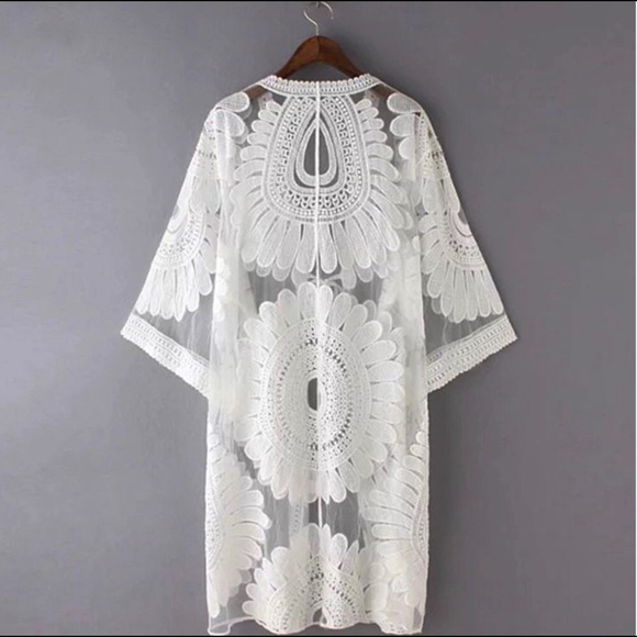 ❌SOLD❌ Floral Embroidery Beach Cover-Up - Picture 3 of 3